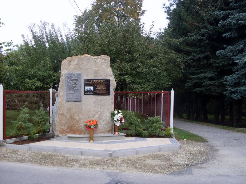 Obelisk dr Szarewskiego
